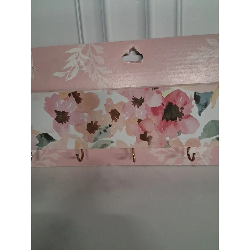 Floral Jewelry Holder/Organizer Wall Mounted 17-3/4 x 1-1/2 inches w/ 9 Hooks